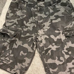2 pair cargo shorts
